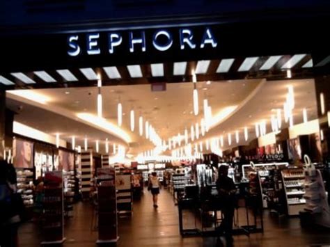 sephora caesars las vegas.